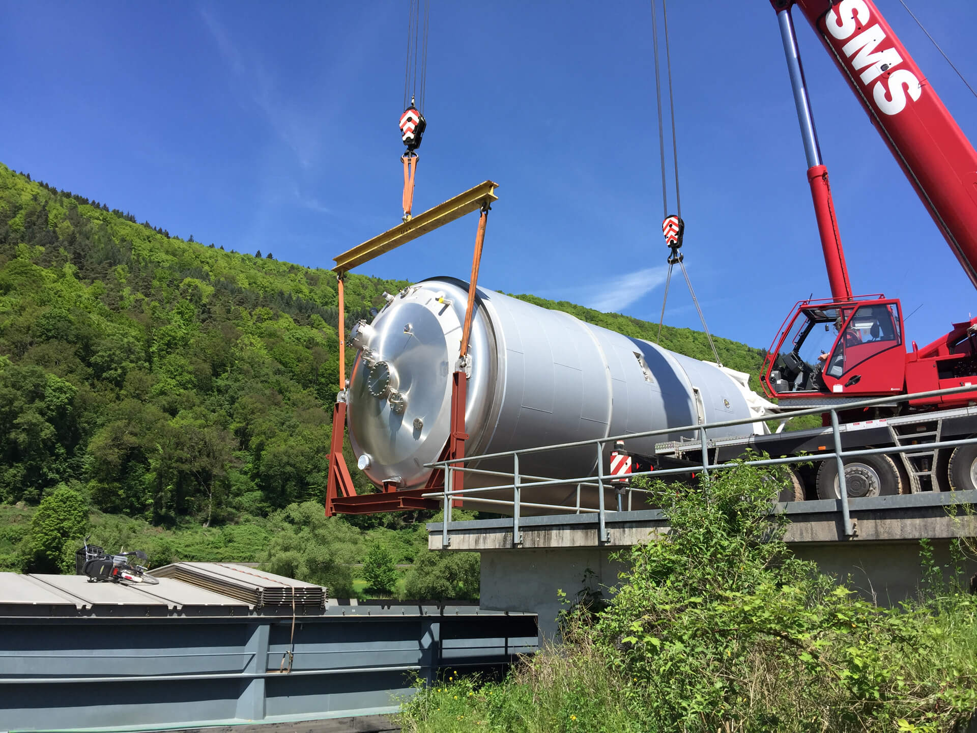 tank on crane